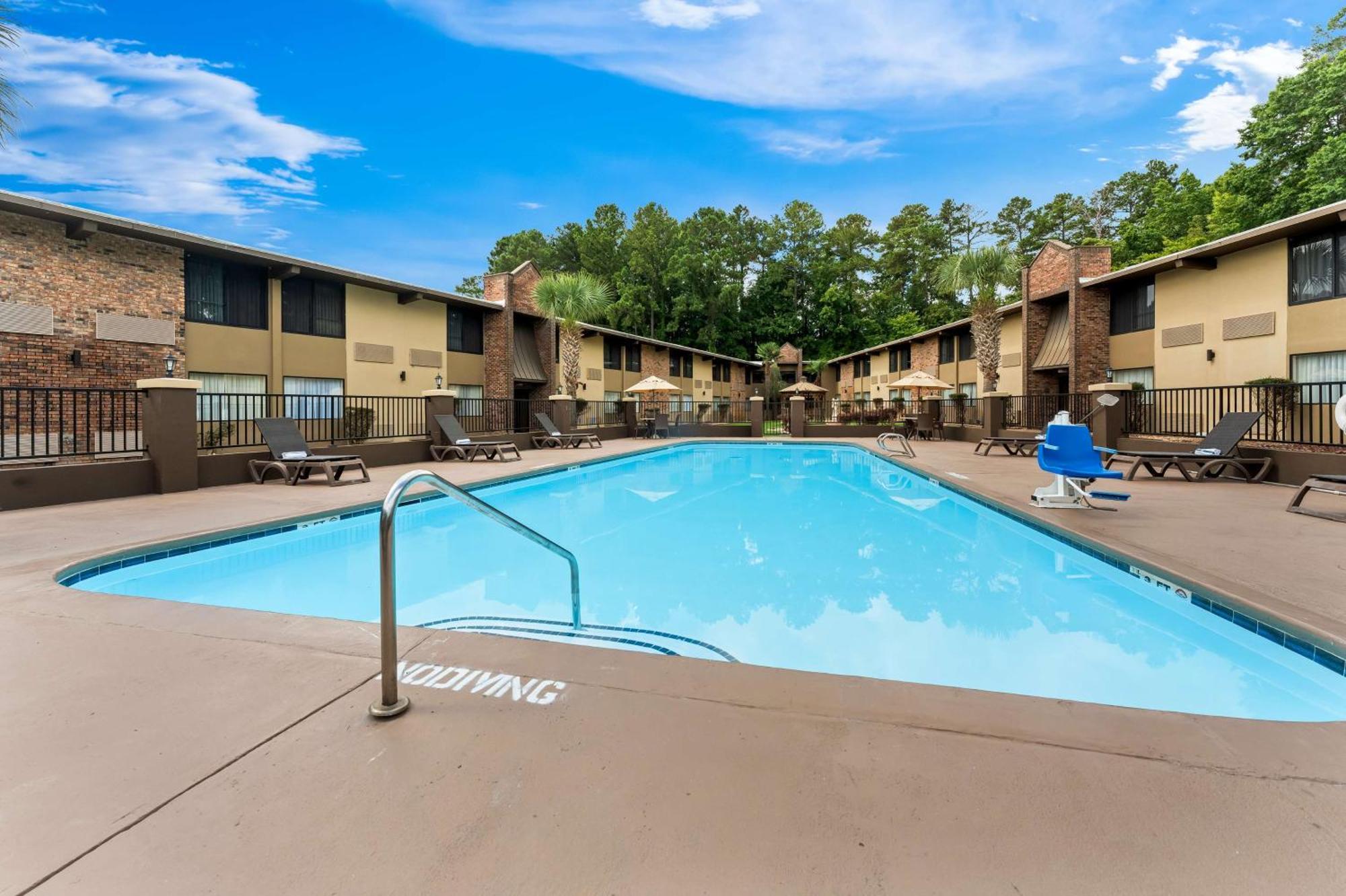 Best Western Riverside Inn Macon Buitenkant foto